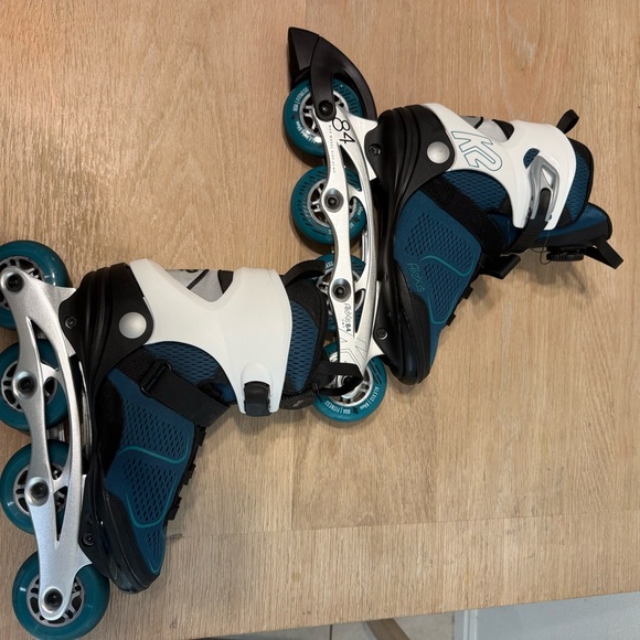 Alexis Teal and White Inline Skates - Picture 6 of 12